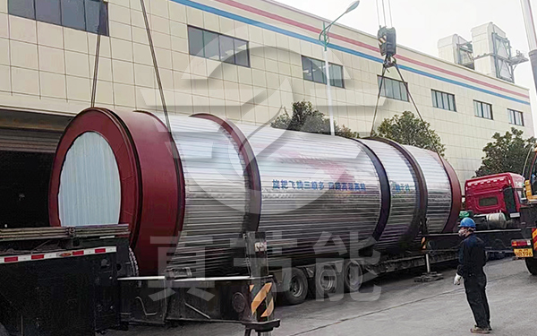 薯渣烘干機吊裝現場 薯渣烘干機吊裝現場