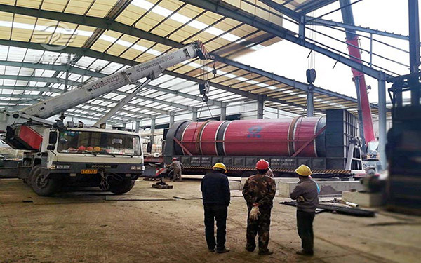 棕櫚粕烘干機吊裝現場 棕櫚粕烘干機吊裝現場